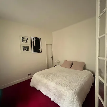 דירה Charming 1br Rue Des Martyrs